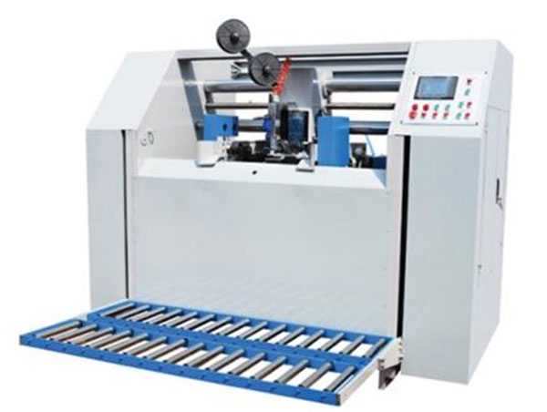 High speed sem-auto stitching carton machine